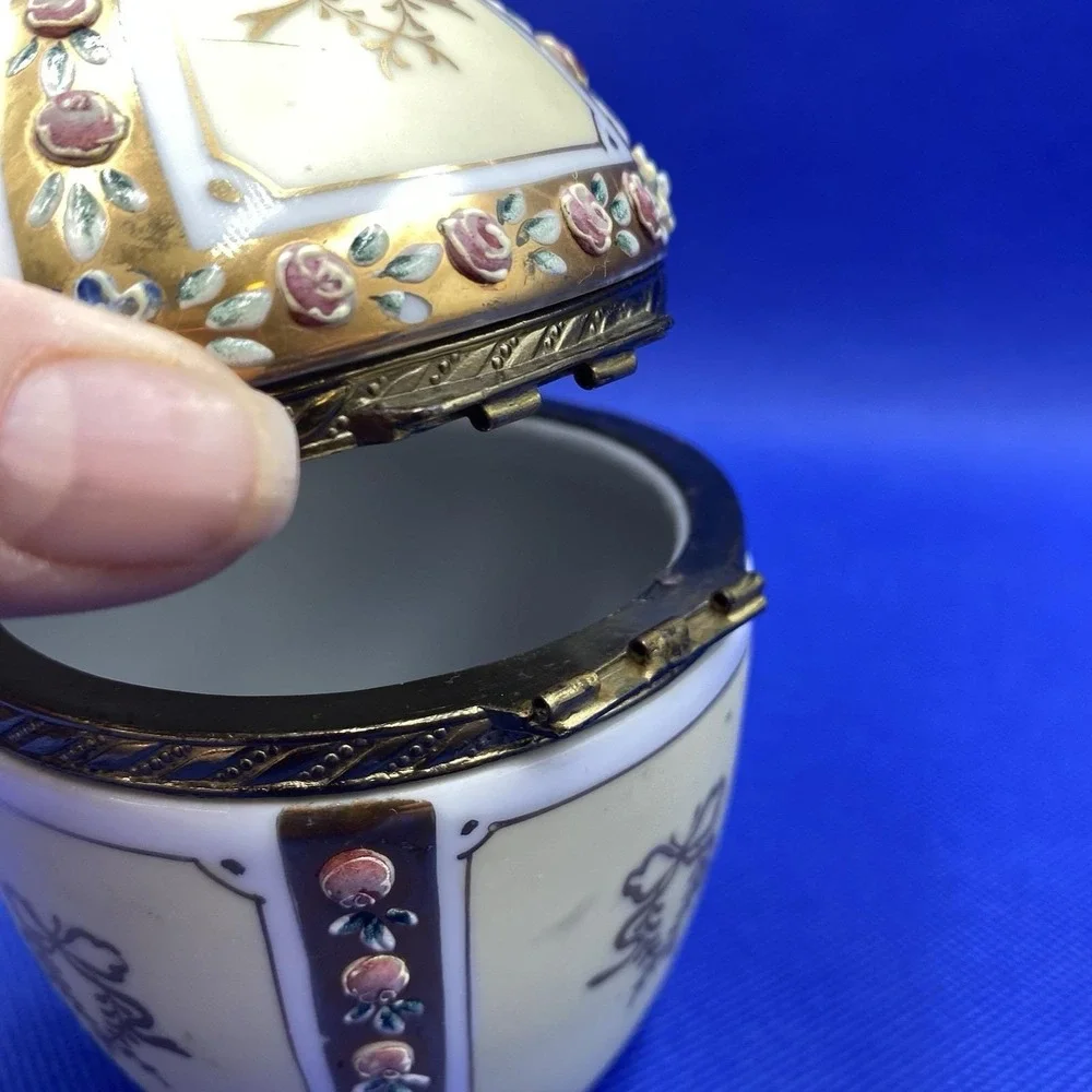Vintage Vanity Box Ardalt Lenwile Porcelain Floral 5